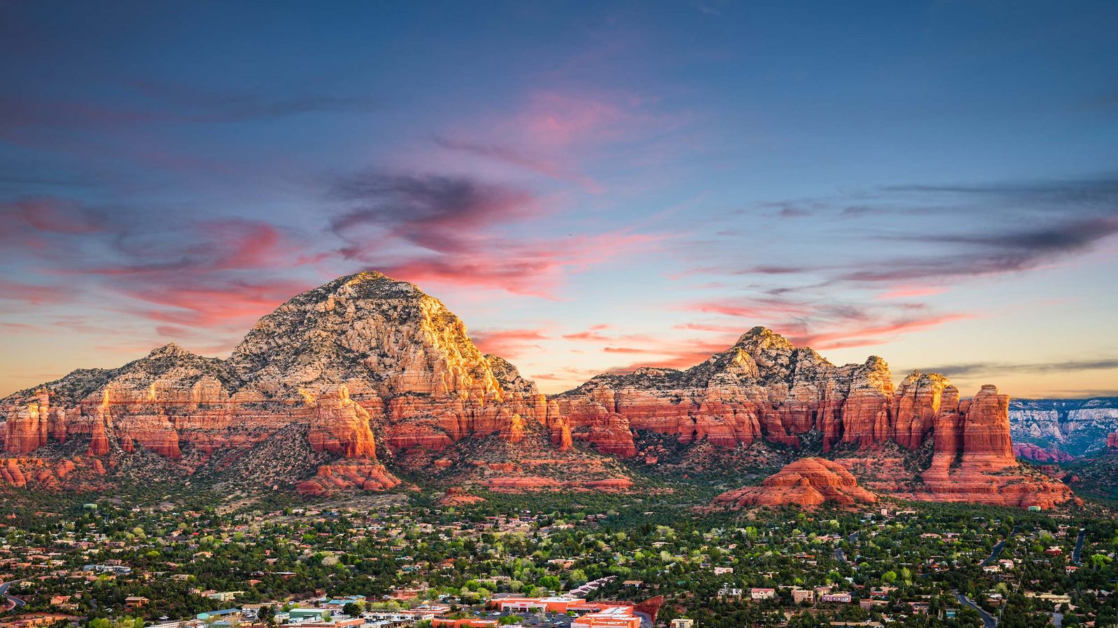 Cathedral Rock and Oak Creek in Sedona, Arizona
